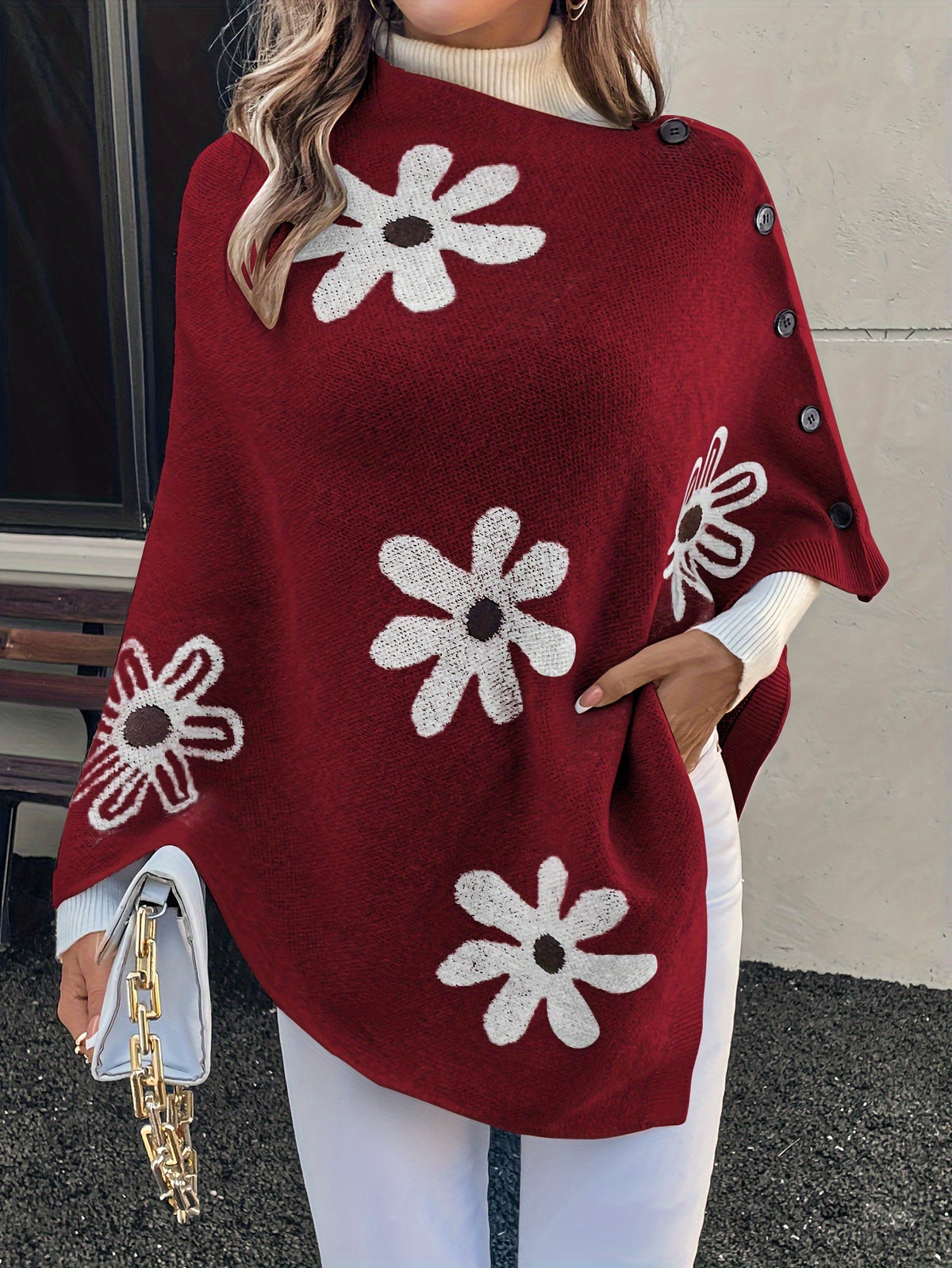 A Versatile And Elegant Cape That Can Be Worn in Various Styles Throughout The Year, Featuring Fashionable Contrasting Colors And a Textured Design, Complete with Buttoned Details - Deep Red