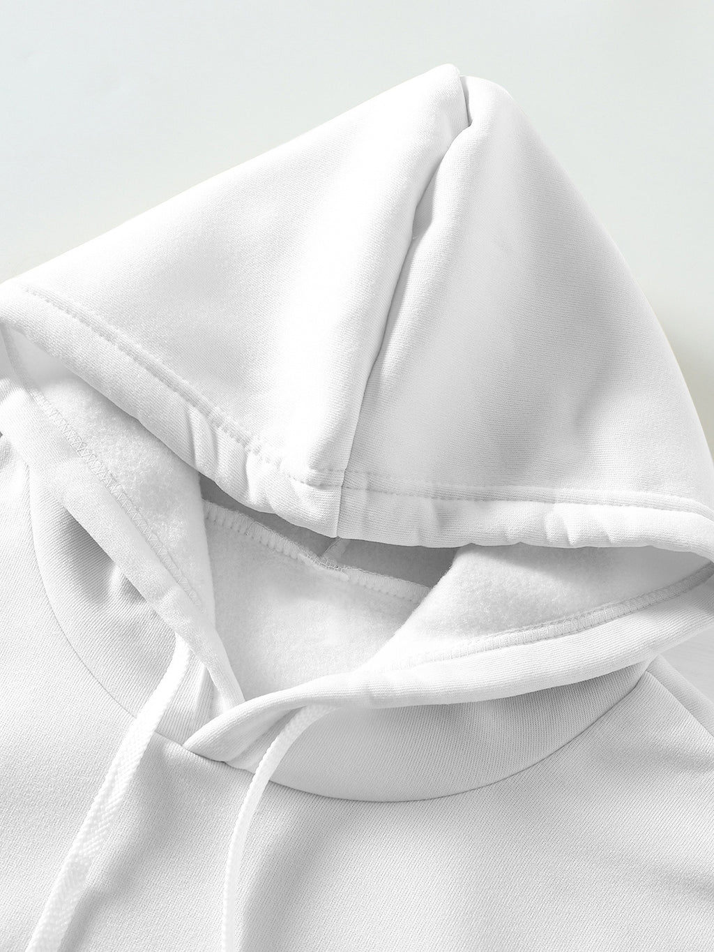 Dark and Edgy Style Hooded Sweatshirt, Featuring a Reimagined Clown Portrait Print with a Graffiti-like Texture That Exudes a Street Vibe. Packed with Streetwear Brand Attributes, It Unleashes a Free-spirited Aura and Is Unisex for Both Men and Women - White