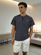 Summer Casual Fashion Men's Short-Sleeve Henley T-Shirt, Outdoor Leisure Work Running Comfortable European and American Trendy Versatile Men's Casual Shirt, Minimalist Outdoor Breathable Training Casual Men's Versatile Polo Shirt - Dark Gray
