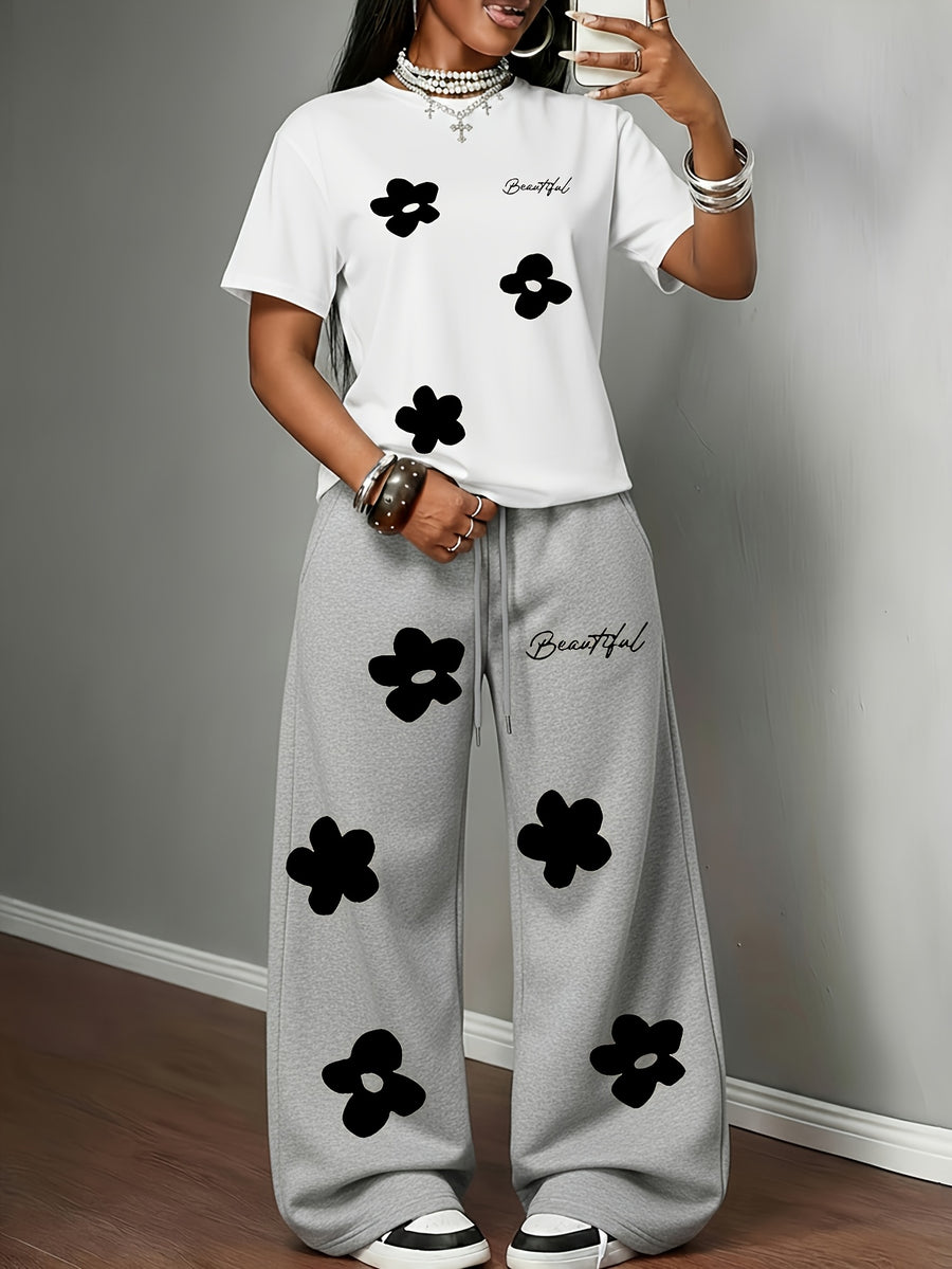 Spring/Summer New Set: 2pcs Outfit Featuring Hand-drawn Floral Print, Multi-color Round-neck Short-sleeve Top and Loose-fit Drawstring Straight-leg Pants. A Fashionable Y2K Streetwear Style with Hip-hop Y Vibes, Perfect for Summer Streetwear - White+gray