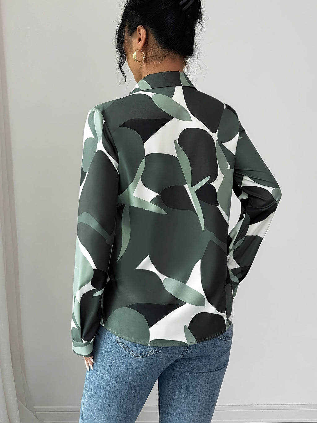 Elegant Green Floral print Button- Shirt with Collar - Loose Fit Long Sleeve Blouse, Machine Washable for Year-Round Casual & Professional Wear - Olive Green