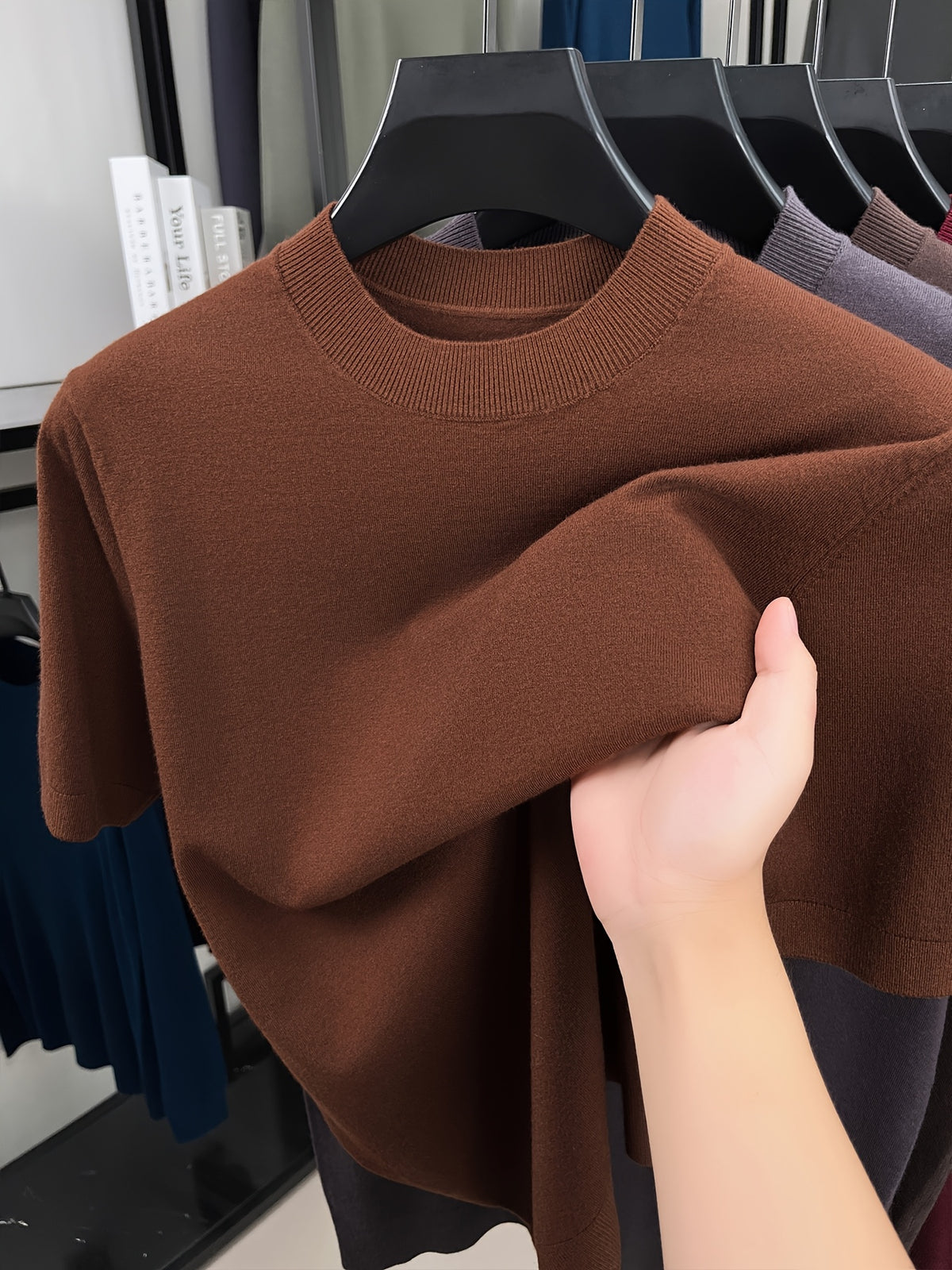 Men'S Summer Short-Sleeve Knit Top, Classic Round Neck Easy Solid Color Design, Breathable And Moisture-Wicking, Fashionable And Versatile in Multiple Colors, Suitable for Casual And Athletic Wear - Rust