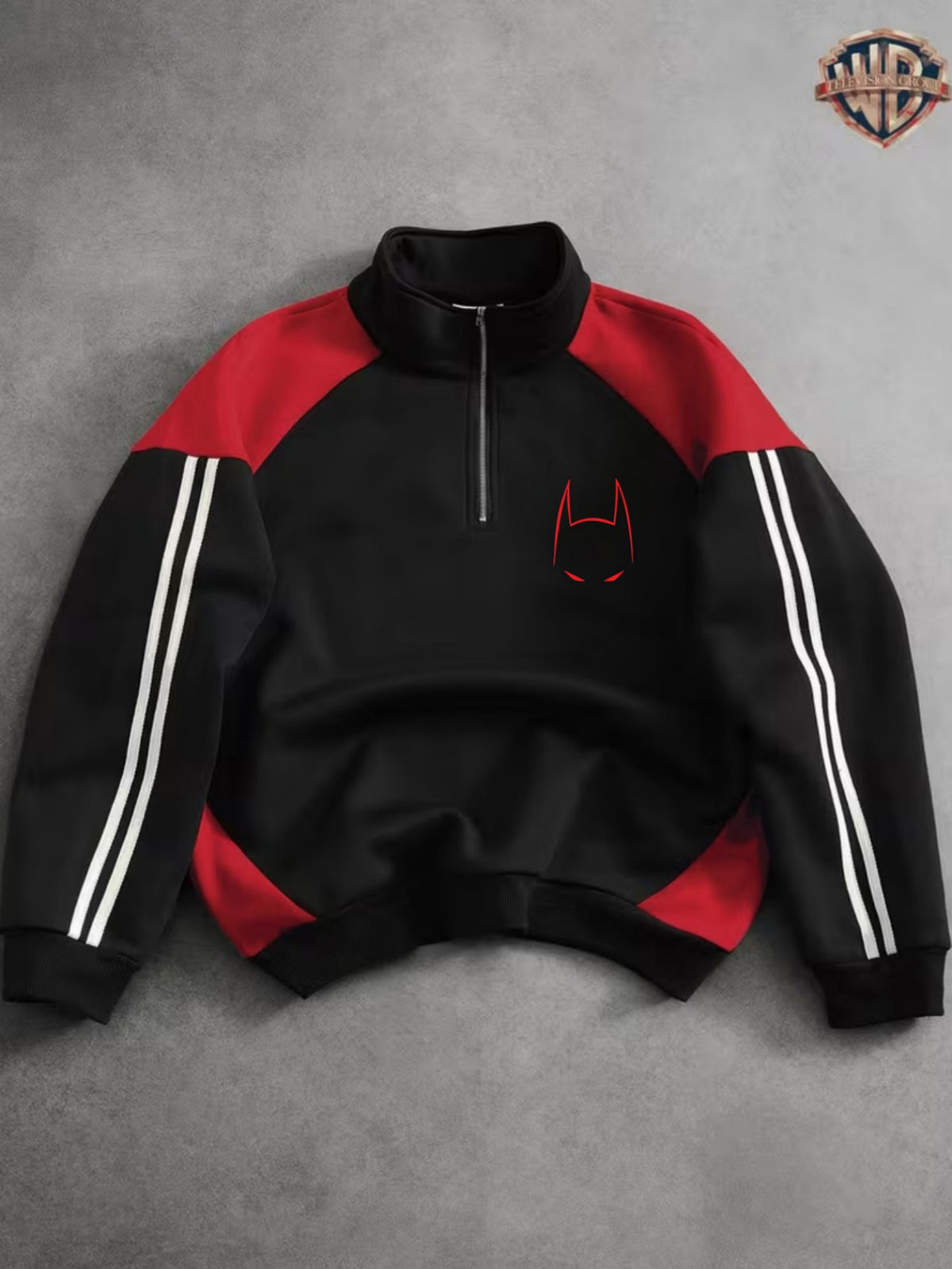 Warner: Trendy High-street Racing Suit with a Cool and Edgy Style, Featuring a Batman Red Print. This Autumn/winter 1/4 Zip-up Long-sleeve Sweatshirt in Black and Red Color-blocking Is Suitable for Daily Casual Wear - Black
