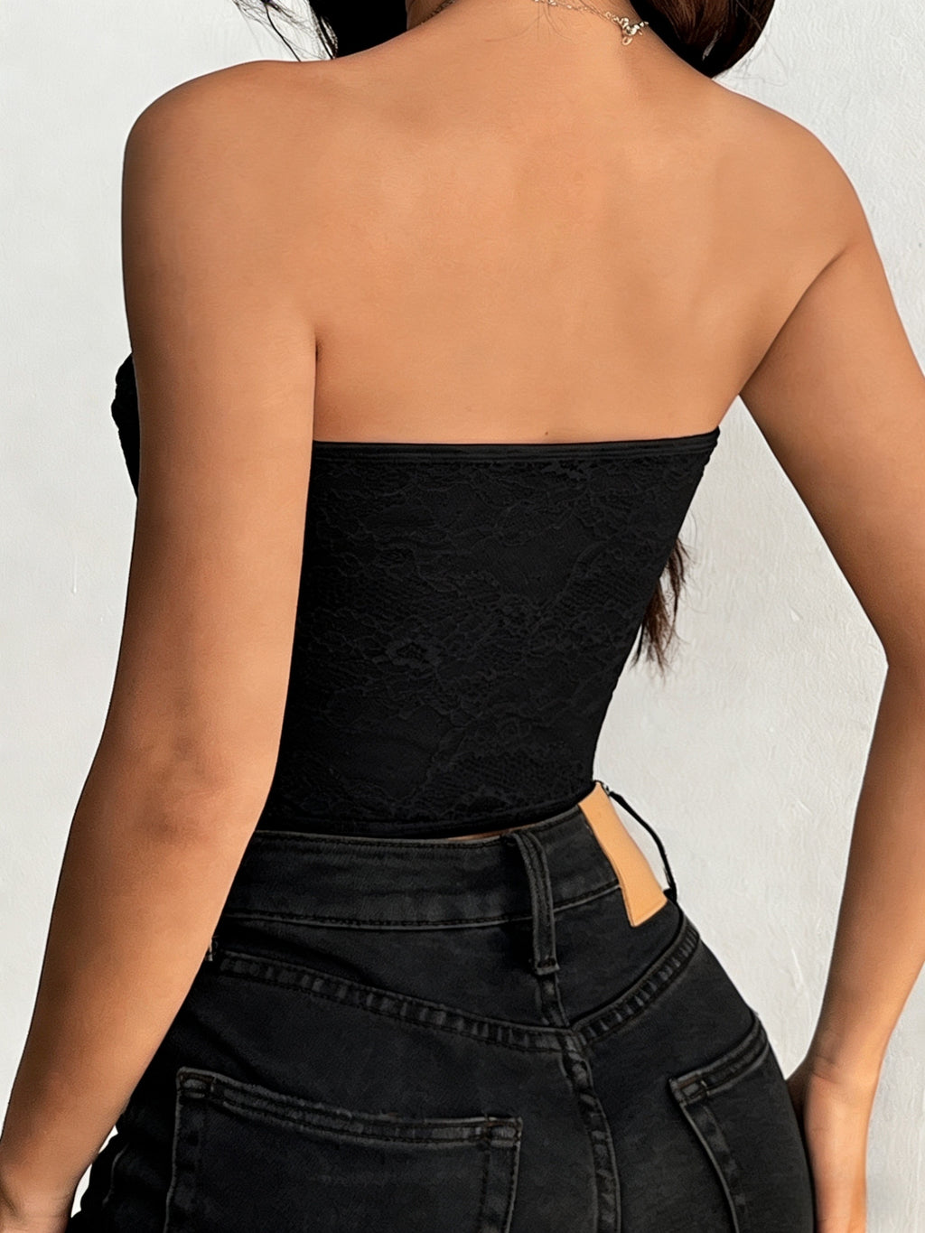 A Popular Export Item for Fashion Enthusiasts: Pure Sensuality Lace Trim, Curvy Design, -inspired Low-cut Neckline with Buttons, and a Slip Dress. - Black