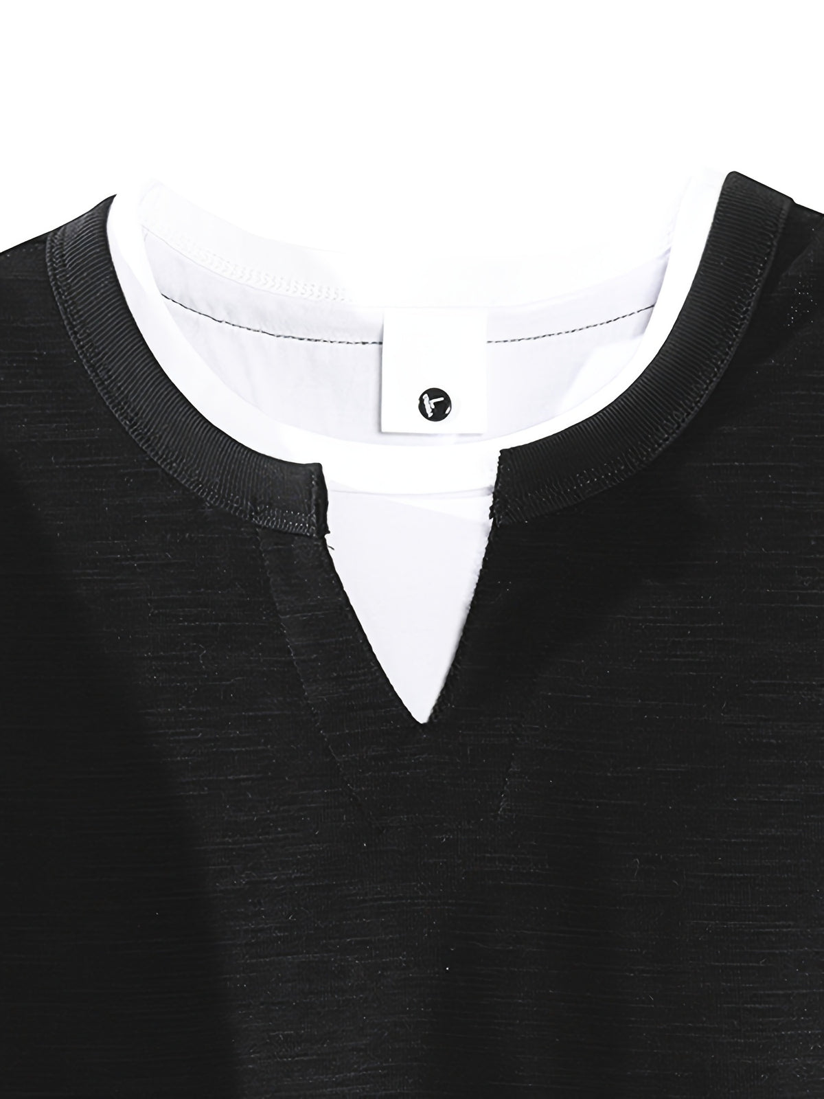 Men's New Bamboo Rayon Knot Pattern Fabric Short-Sleeve T-Shirt, Stylish 2-in-1 Look V-Neck Top, Casual Daily Wear, Suitable for Everyday Outings, Light Commuting, and Other Scenarios - Black