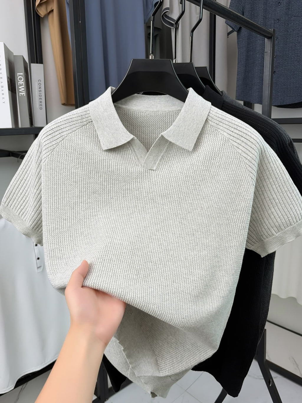 Men's V-Neck Knit Short-Sleeve T-Shirt for Autumn/Summer Workplace Wear and Outdoor Sports, Casual Sporty Sweater, Knitted Top with a V-Neck for a Campus-Style Vibe, Business Casual Short-Sleeve Versatile Pullover V-Neck Tee for Banquets - White