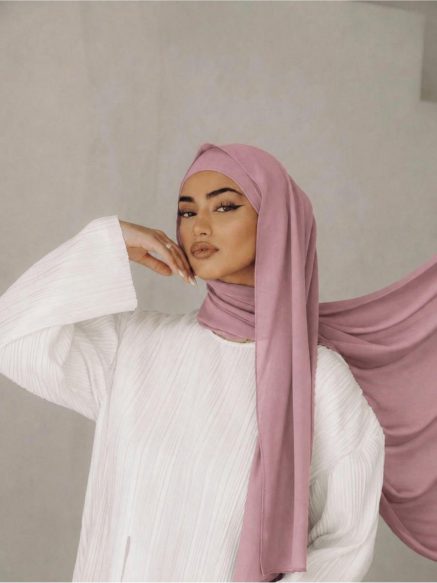 2pcs/Set Includes One Solid-Color Chiffon Headscarf And One Tube-Style Under-Cap. Made from High-Quality, Durable Chiffon, The Set Is Smooth, Comfortable, And Breathable. Suitable for Daily Wear, Commuting, And Eid Prayers; Perfect for All Seasons - Dusty Rose