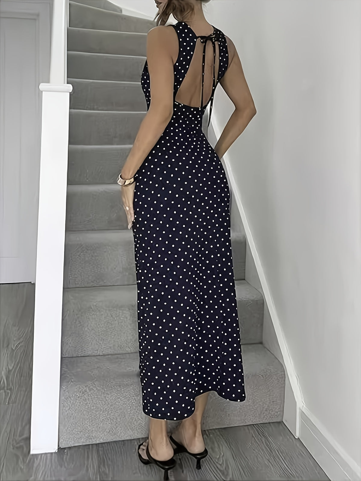 Women's Brown Polka Dot Round Neck Sleeveless Backless Cut-Out Tie-Up Slim Fit Elegant Vintage Sexy Dress - Blue