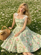 Sweet Floral Print Spaghetti Strap Tie-Up Dress, Waist-Cinching Flared Maxi Dress, Bow Strap Princess Dress, Elegant Vintage Pastoral Style - Emerald Green