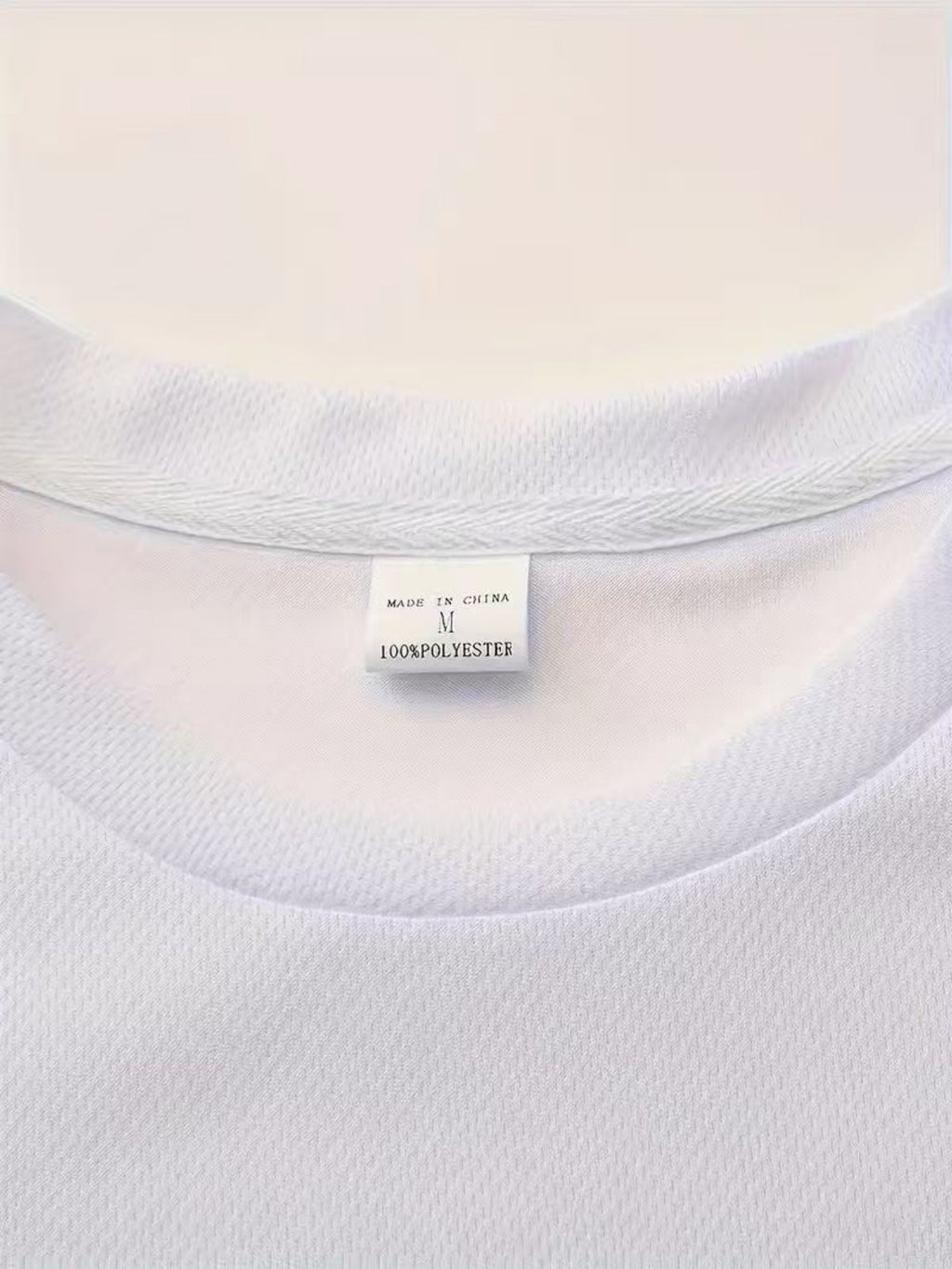 Men's Milano Luxe Logo T-Shirt - Lightweight 100% Polyester Crew Neck Short Sleeve Summer Top with Iconic Milano Print, Casual Streetwear Tee Suitable for Urban Fashion, Machine Washable Regular Fit for & -the- Style - White