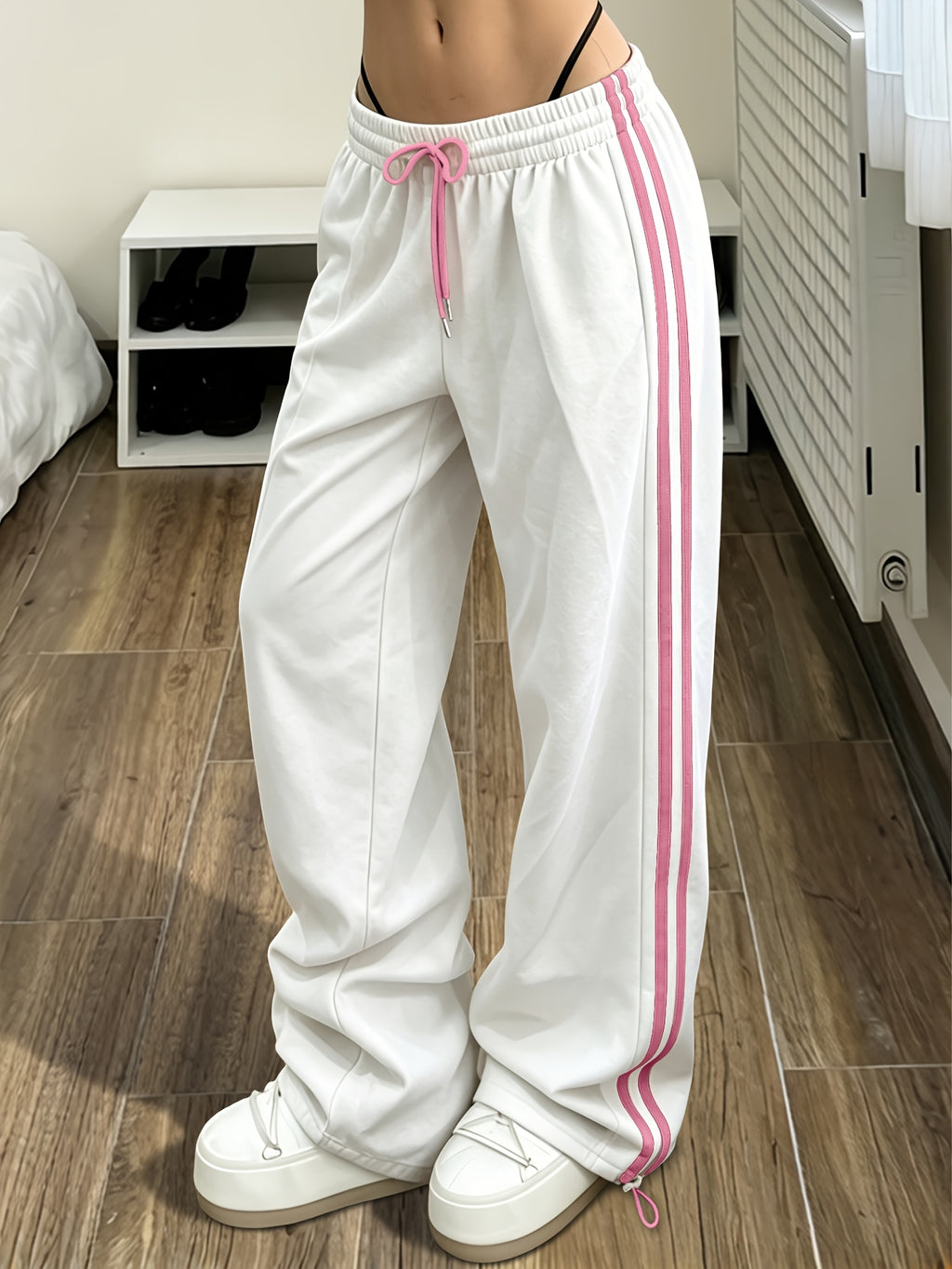 Women's Loose-Fit Quick-Dry Casual S Pants, Suitable for All Seasons – Stylish and Comfortable, Featuring a Side Stripe Contrast Color Design – Elastic Waistband with Drawstring, Perfect for Outdoor S,, and Home Leisure Occasions A237 - Off-white