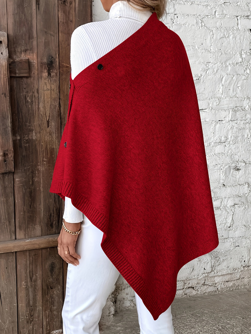 A Versatile Cape That Can Be Styled in Various Ways Throughout The Year, Featuring an Elegant Design, Solid Colors, Buttons, And Suitable for Air-Conditioned Environments - Red