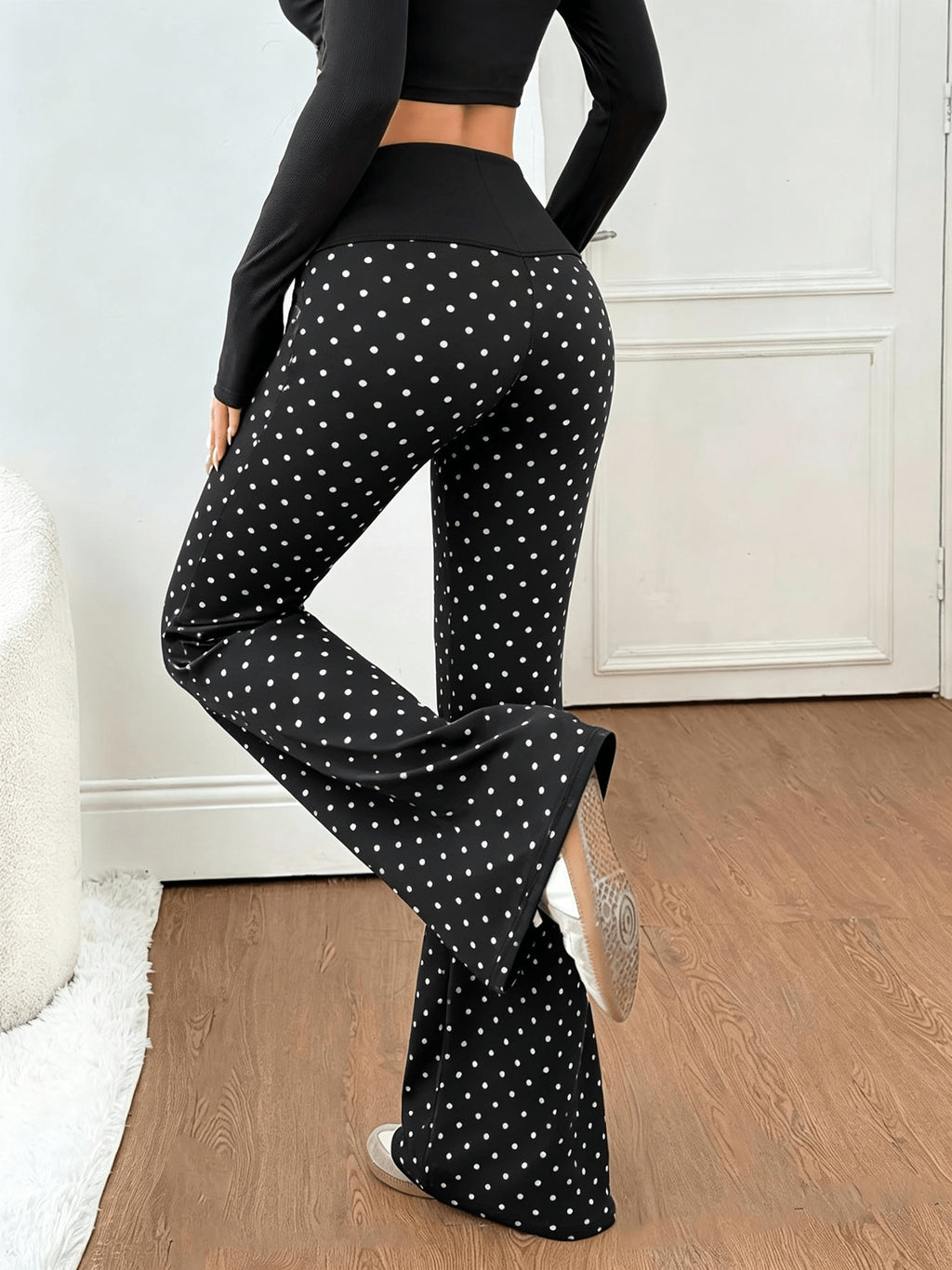 Women'S Casual Leopard Print Waist-High Contrast Black Flare Pants, Fashionable Textured Pattern Trousers, Leopard Print Trousers, Black Flare Pants, Cheetah Pattern Bottoms, Flare Leggings, Black Pants - Black Dots