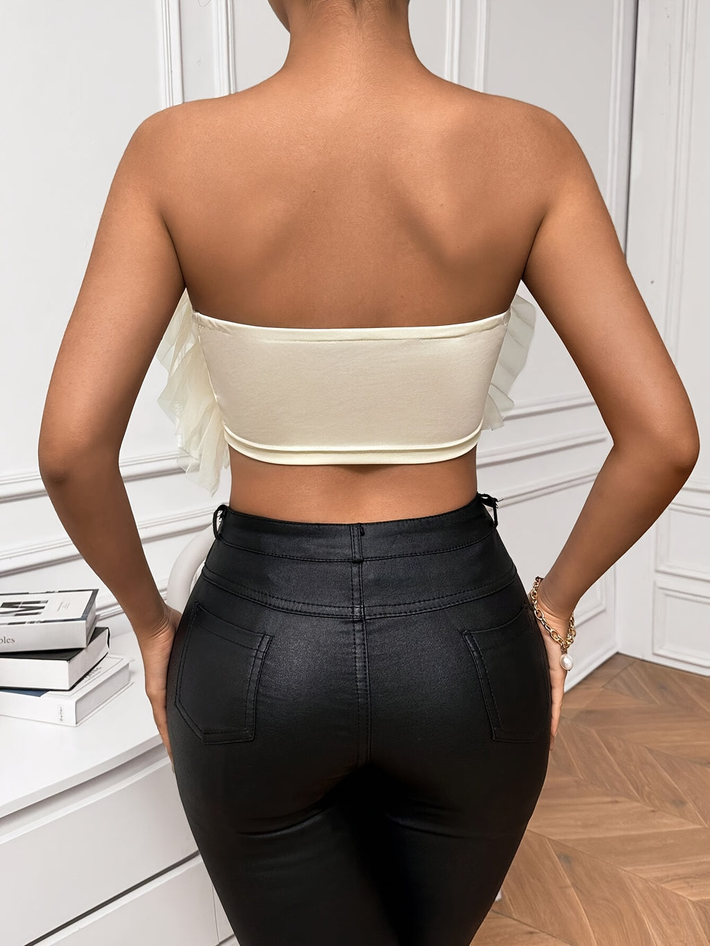 New Fashion Elegant Women's Strapless Top - Beige