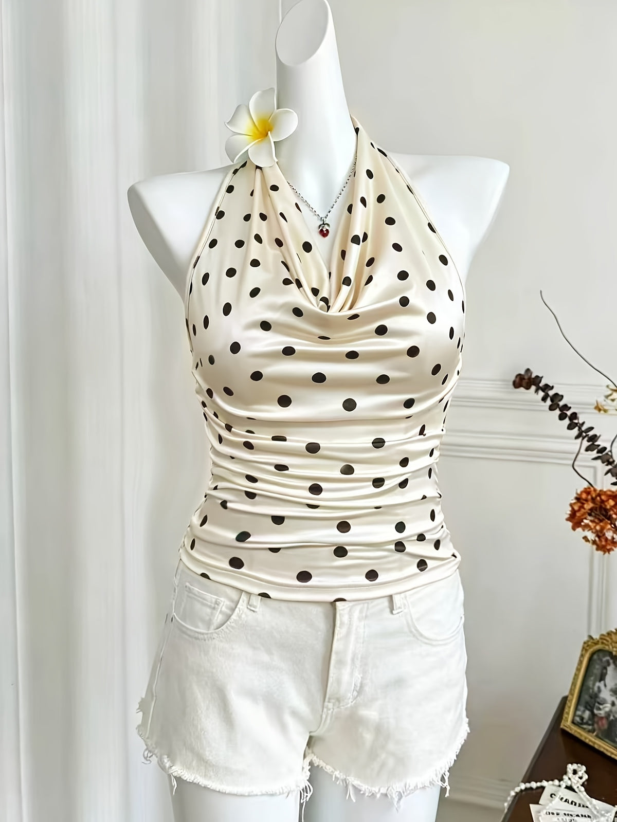 Women's Elegant Polka Dot Halter Neck Top, Summer Vacation Style, Fashionable Sweet and Versatile Sexy Party Outfit, Spring/Summer Collection - Apricot