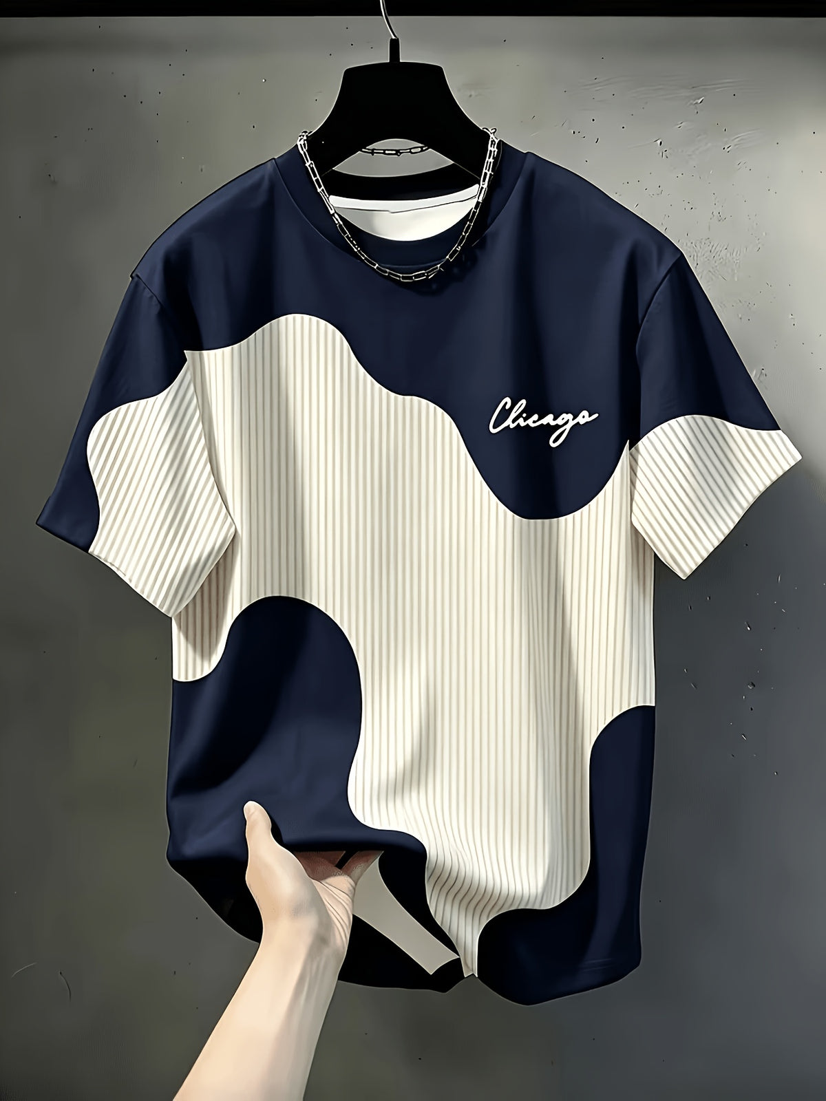 Men'S Casual Round Neck T-Shirt, Geometric Pattern Patchwork Striped Design, Chicago Word Pattern, Drapey Fashion Top, All-Season Wear, Breathable Regular Fit for Casual And Formal Outfits - Round Neck Casual Top - Royal Blue