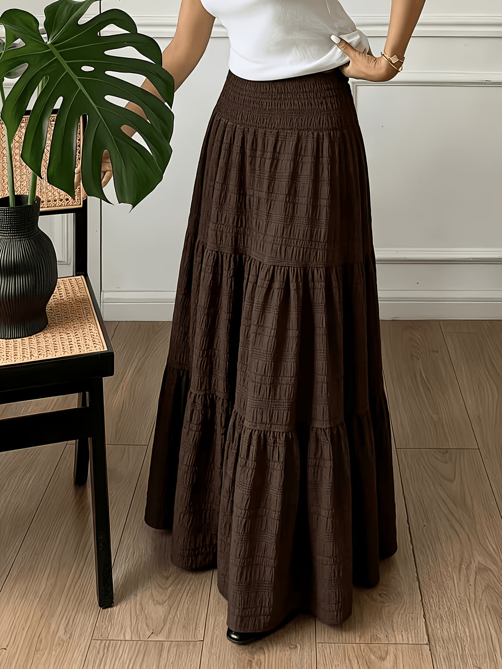 Fashionable Layered Patchwork French Style Solid Long Skirt, with Tie-Waist Elastic Waist Design, A-Line Silhouette, Suitable for Women on Vacation, Layered Design, Breathable Fabric, Suitable for Casual Occasions, Suitable for Spring And Summer - Coffee Color