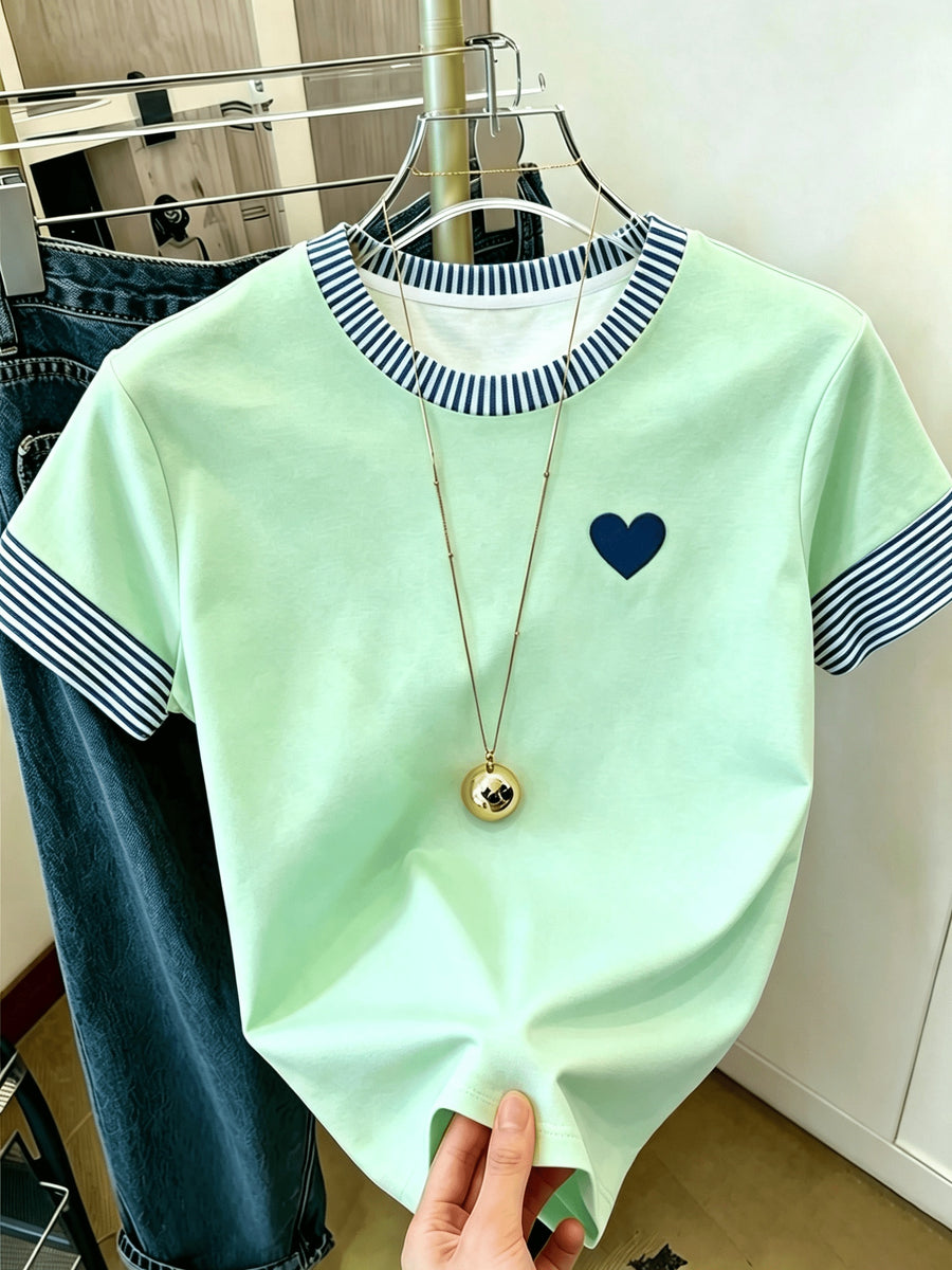 New Summer Women's T-Shirt, Round Neck Casual Apparel, Women's Pullover, Casual Commuter Wear, Daily Outing Base Layer, Simple Small Heart Pattern Print, Energetic and Lively, Streetwear, Outing Outfit, Basic Versatile Piece, As a Gift - Light Green
