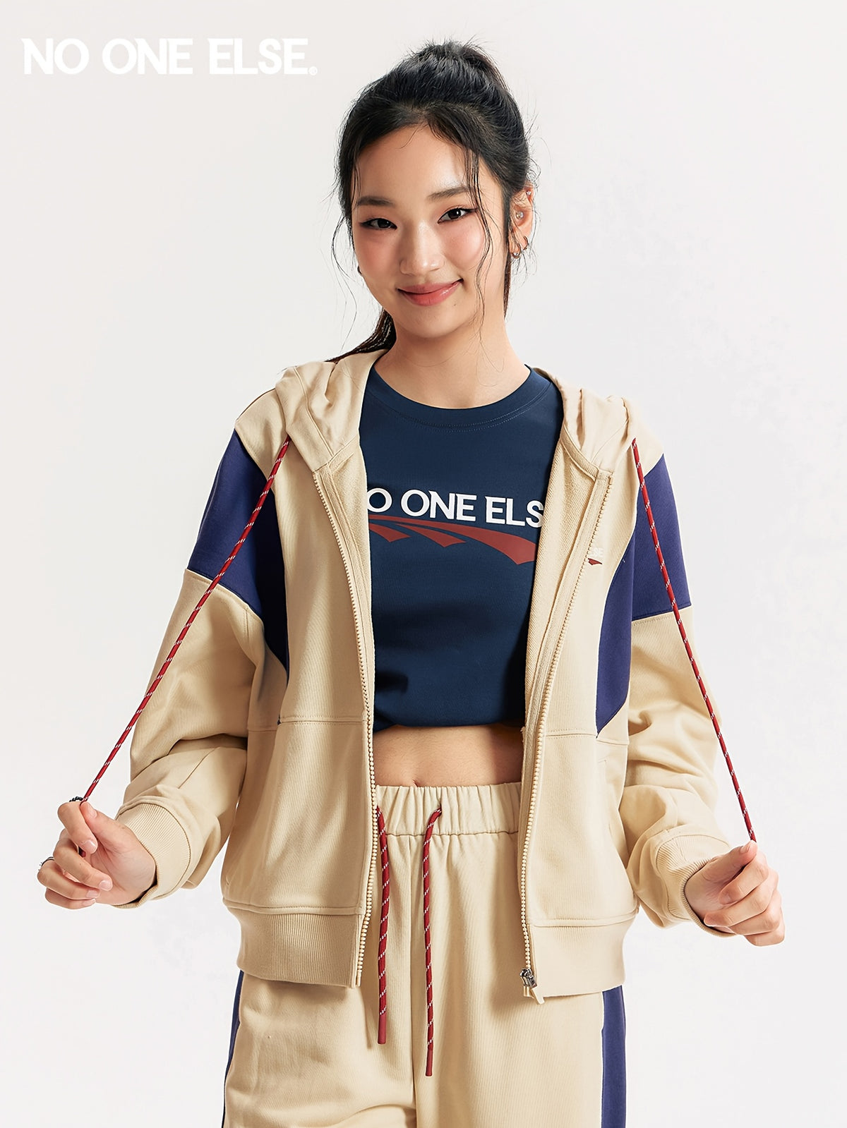 NO ONE ELSE Women's Hooded Sweatshirt Jacket for Spring/Autumn, Color Block Patchwork with Letter Embroidery - White Apricot