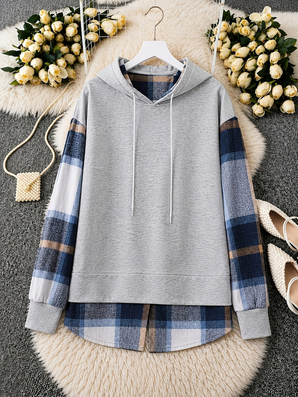 2026 High-Quality Fashionable and Elegant Plaid Hooded Sweatshirt with Gray Plaid Design, Plaid Collar, Plaid Cuffs, and Ribbed Pattern. Lightweight, Soft, and Skin-Friendly for Spring and Autumn. Stylish and Chic Knitwear - Space Gray