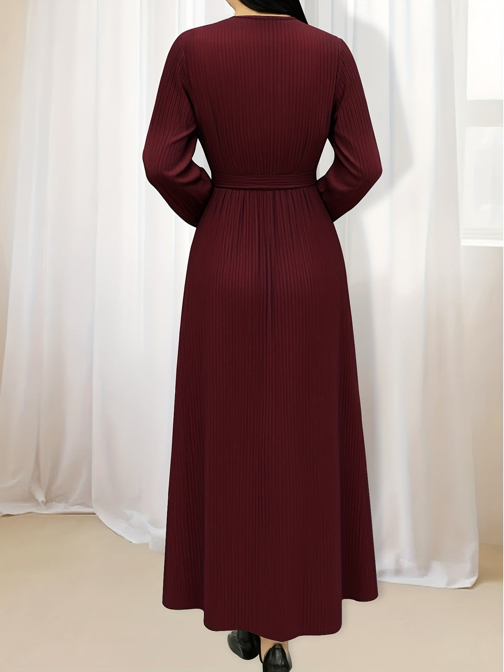 Ladies' Fashion Elegant Solid Color Long Sleeve Round Neck Long Arab Middle Eastern Maxi Dress - Burgundy