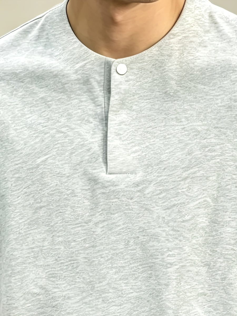 Stylish and Versatile Men's Top with a Comfortable Fit, a Gentlemanly Fashionable Casual Long-sleeve Base Layer T-shirt, Elegant Men's Spring and Autumn Clothing - Light Grey