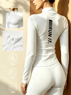 Women's Soft Zip-Up Base Layer Top, Ideal for Cycling,, and Activities During the Cold Autumn and Winter Seasons - White