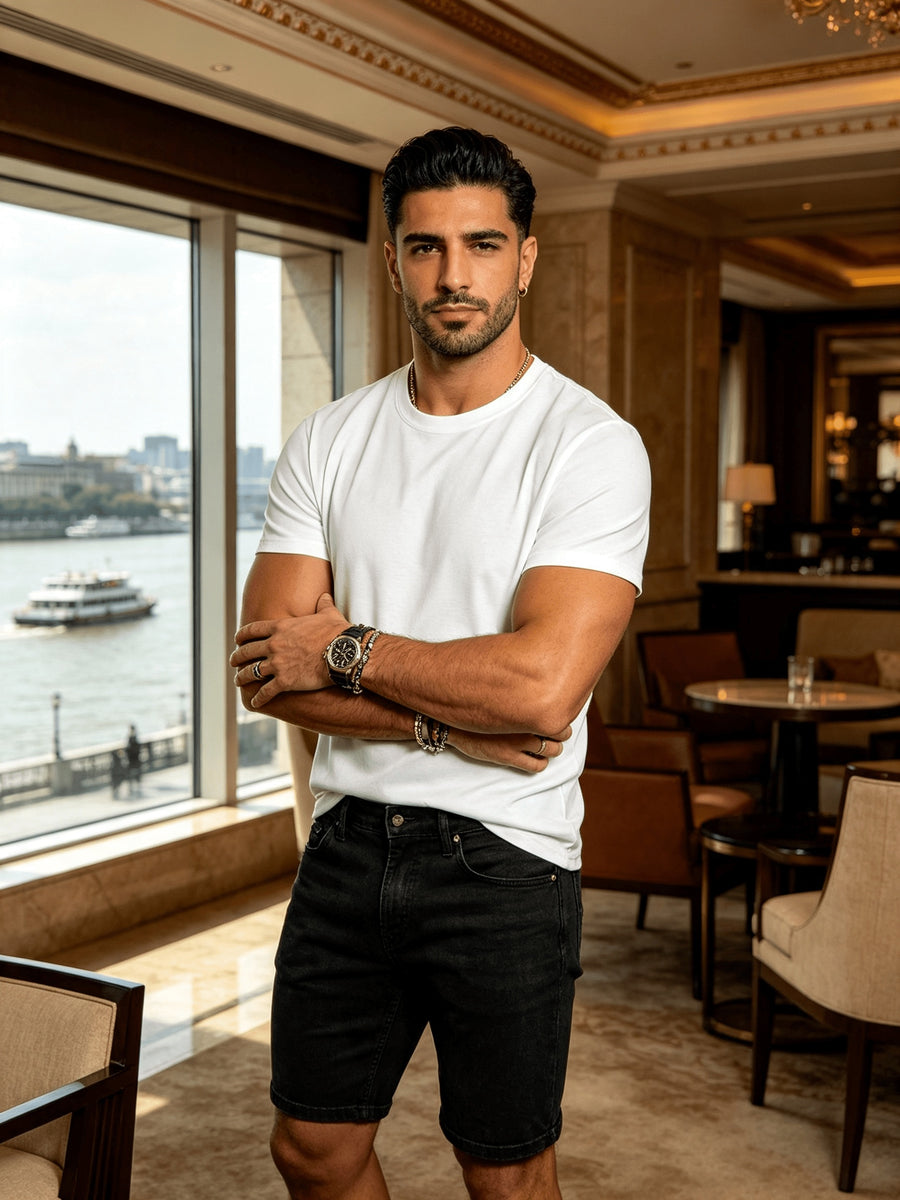 Men's Spring/Summer Solid Color T-Shirt, Short-Sleeve Top, Casual and Breathable, Suitable for Commuting and Outings, Fashionable, Trendy, Simple, and Versatile, a Casual Essential - White
