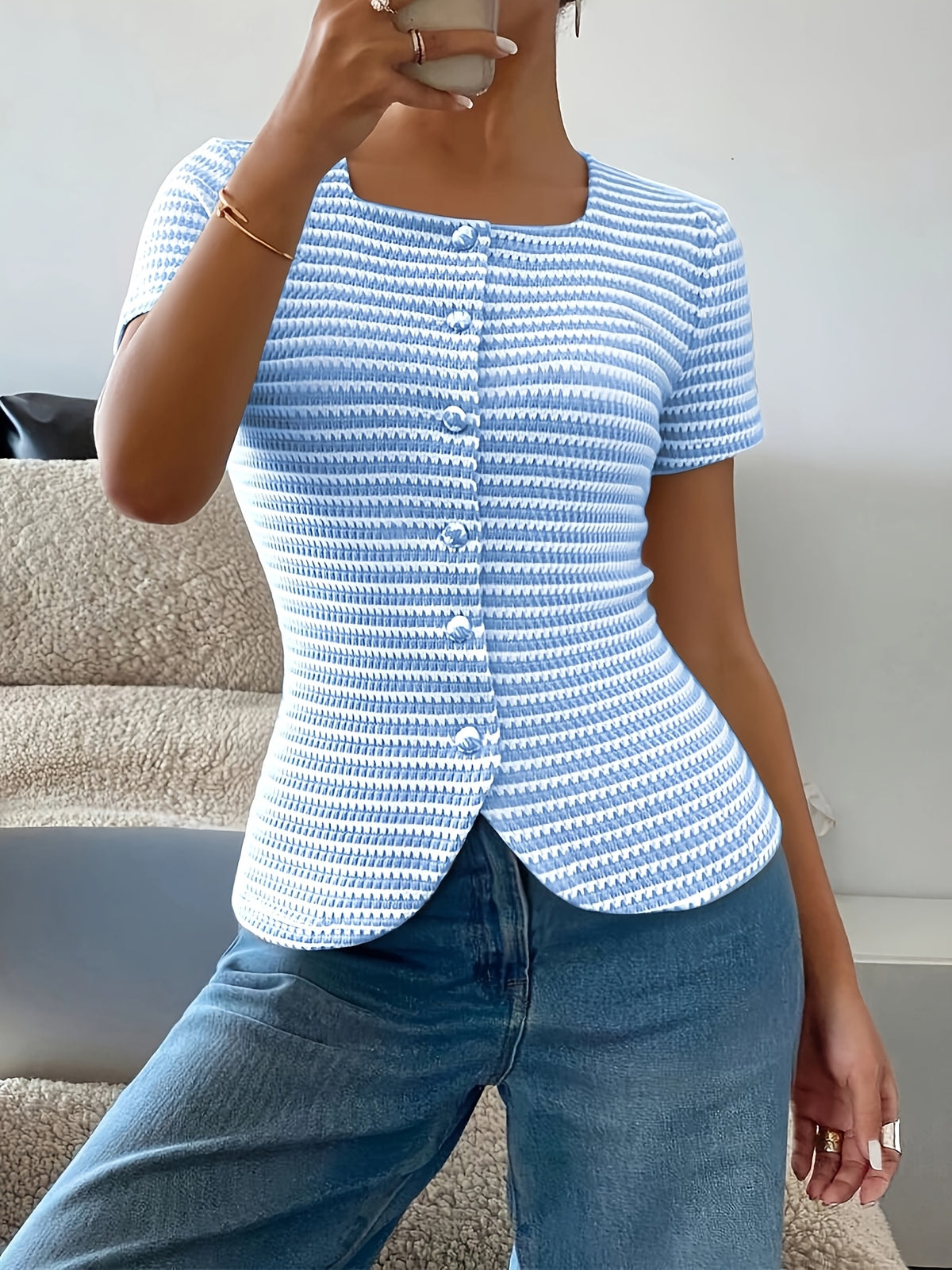 Women's Square-neckline Open-front Shirt with Textured Horizontal Stripes, a Cinched-waist Slim-fit Top Suitable for Commuting, Casual Wear, Vacation Outfits, Minimalist, and Vintage-style Office Attire - Sky Blue