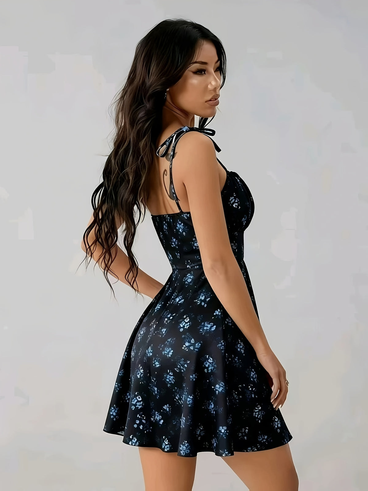 Women's Spring & Summer Sexy Vacation Dress, Allover Floral with Lace Details, Suitable for Romantic Occasions, Balls, Birthday Parties, Elegant Outfits, Casual Fashion, Y2K Style, Club Wear, Backless Design - Black