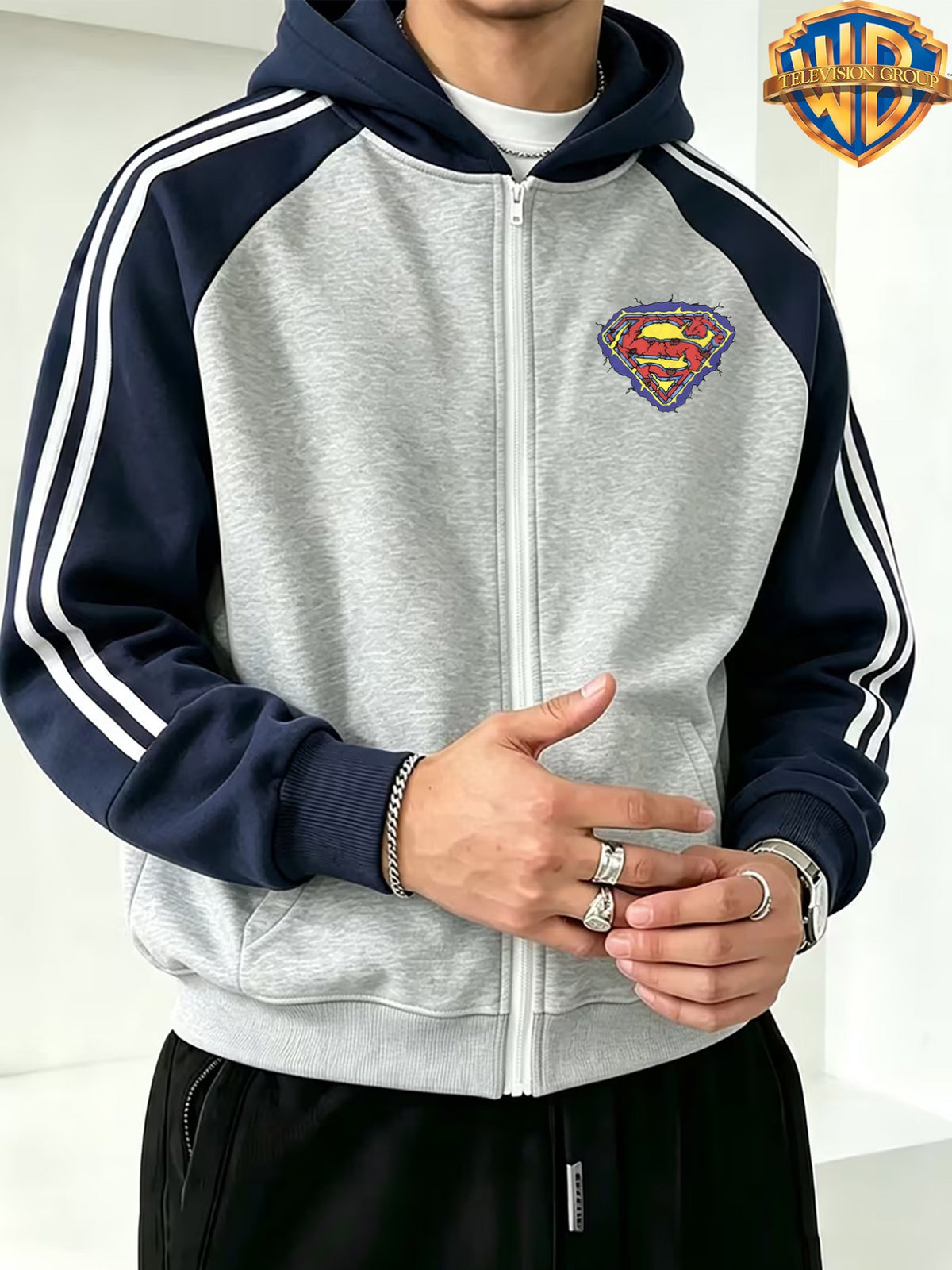 Autumn Winter New Men'S Hooded Jacket Top, Street Trendy Casual All-Match Color-Block Patchwork Coat, Retro Cracked Superman S Logo Shield Print, High Street Trendy Fashion Loose Couple Sweatshirt, Suitable for Casual Home And Outdoor Sports - Light Twist Gray