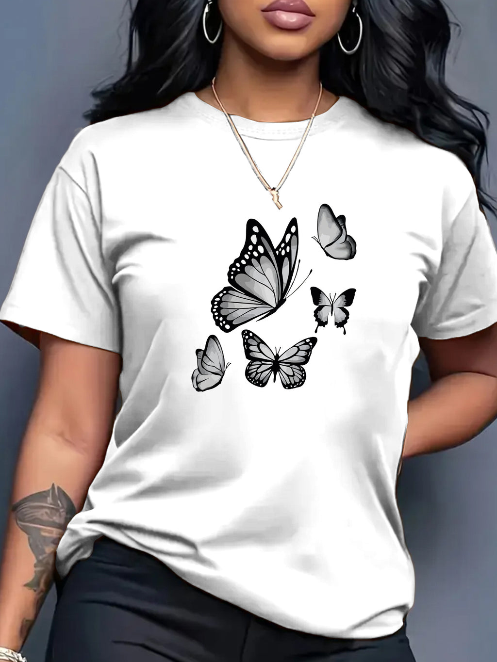 Spring And Summer Trendy Butterfly Print Women'S Casual Fashion Round Neck Short Sleeve T-Shirt, a Stylish Top for - White