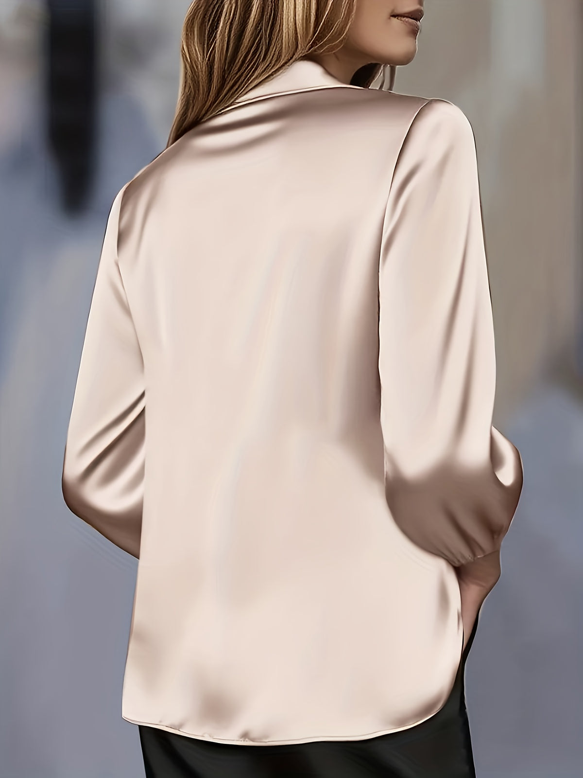 Women'S Elegant Shimmering V-Neck Long Sleeve Shirt - Champagne