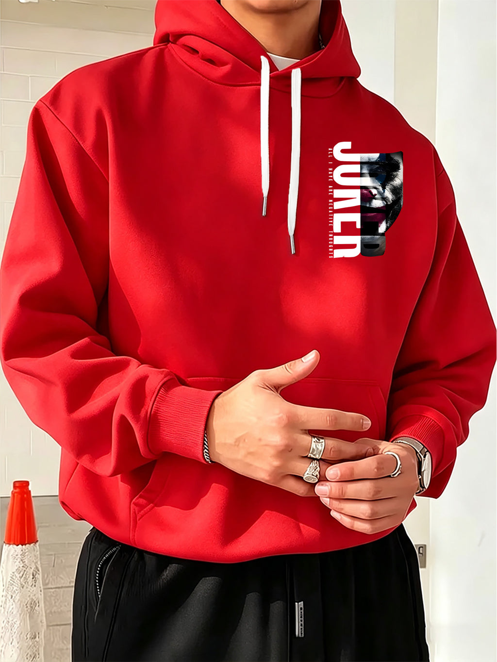 Authorized by Warner Bros., Featuring Dark JOKER Clown Patch Letter Print, Hat Design Pattern, Multi-Functional Street Style Men'S Hooded Sweatshirt, Comfortable Casual, Suitable for Autumn And Winter - Red