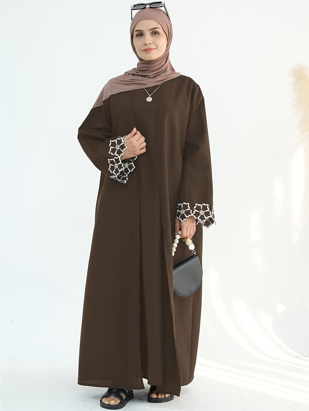 1pc Women's Elegant Floral Embroidered Saudi Arabian Abaya - Open Front Long Sleeve Loose Fit Islamic Dress, Middle Eastern Traditional Attire for Daily Wear, Vacation, Parties & Gatherings, Muslim Dress - Bronze