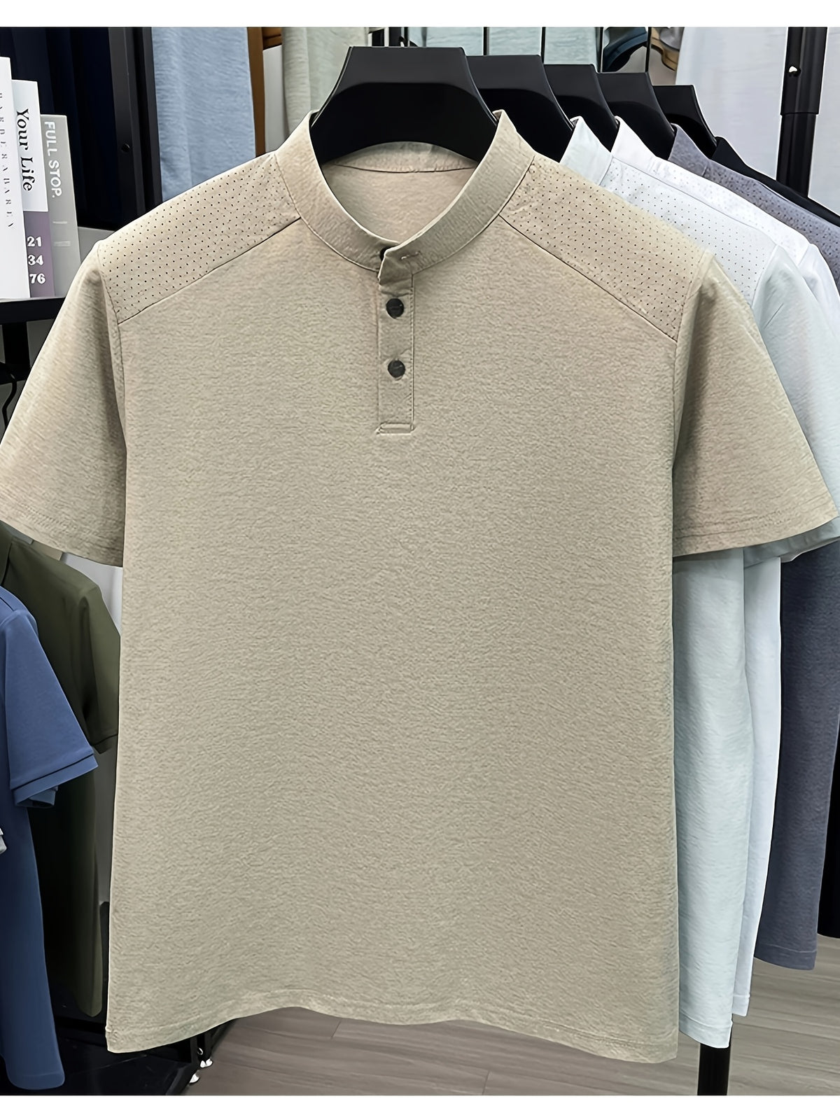 1 Men's Stand Collar Short Sleeve Polo Shirt, Suitable for Business Commutes and Daily Outings, Breathable, Moisture-Wicking, Loose Fit, Slimming, Casual Top, Basic T-Shirt for Middle-Aged and Younger Mature Men, Popular in Europe and America - Beige Camel