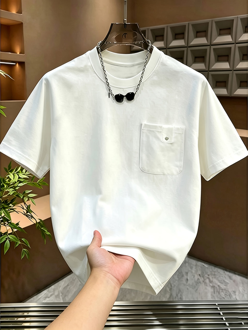 Men's New Summer Apparel, Unique and Distinctive Chest Pocket Pure Color Short Sleeve T-Shirt, Crew Neck, Elegant Gentleman's Trendy Tee - White