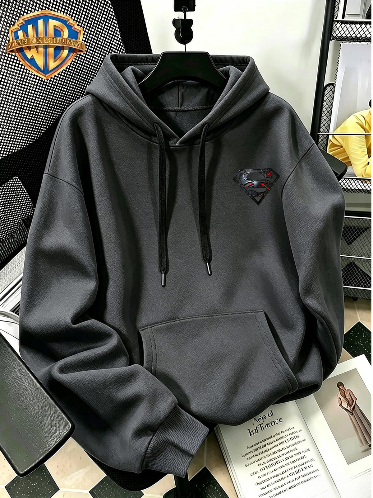 Warner Licensed Men'S Hoodie, Superhero Classic Logo Print Trendy Street Style Design Fashionable All-Match Daily Wear Essential - Dark Gray