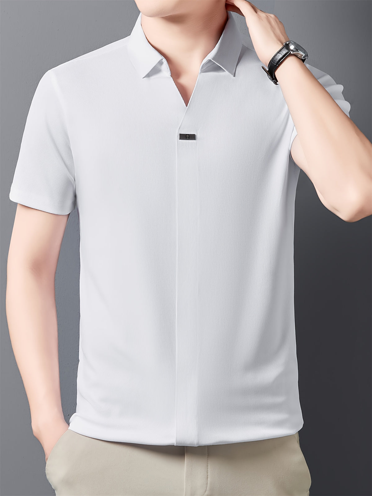 [Qiaoximei OBM] Summer New Men'S Lapel Henley Shirt, Polo Top, Icon Decoration, Suitable for Casual Outings And Versatile Style, Men'S Gift - White