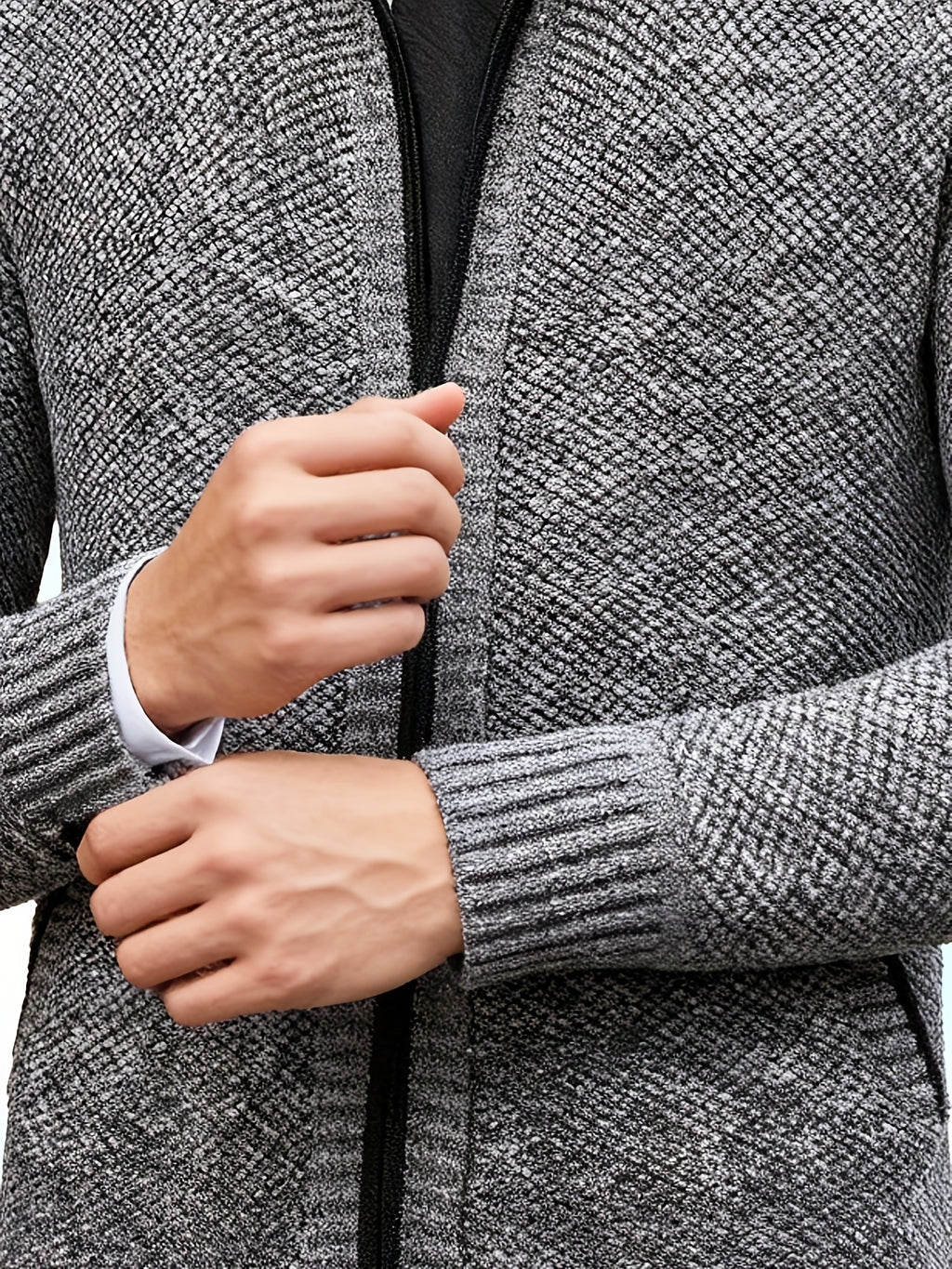 Autumn and Winter Casual Sweater Cardigan Jacket for Men, Thick Zipper Jacket with a Slightly Loose Three-dimensional Cut, Hiding Flesh and Slimming Without Dragging, Easily Creating a Fashionable Business Image (only Includes 1 Jacket) - Light Grey