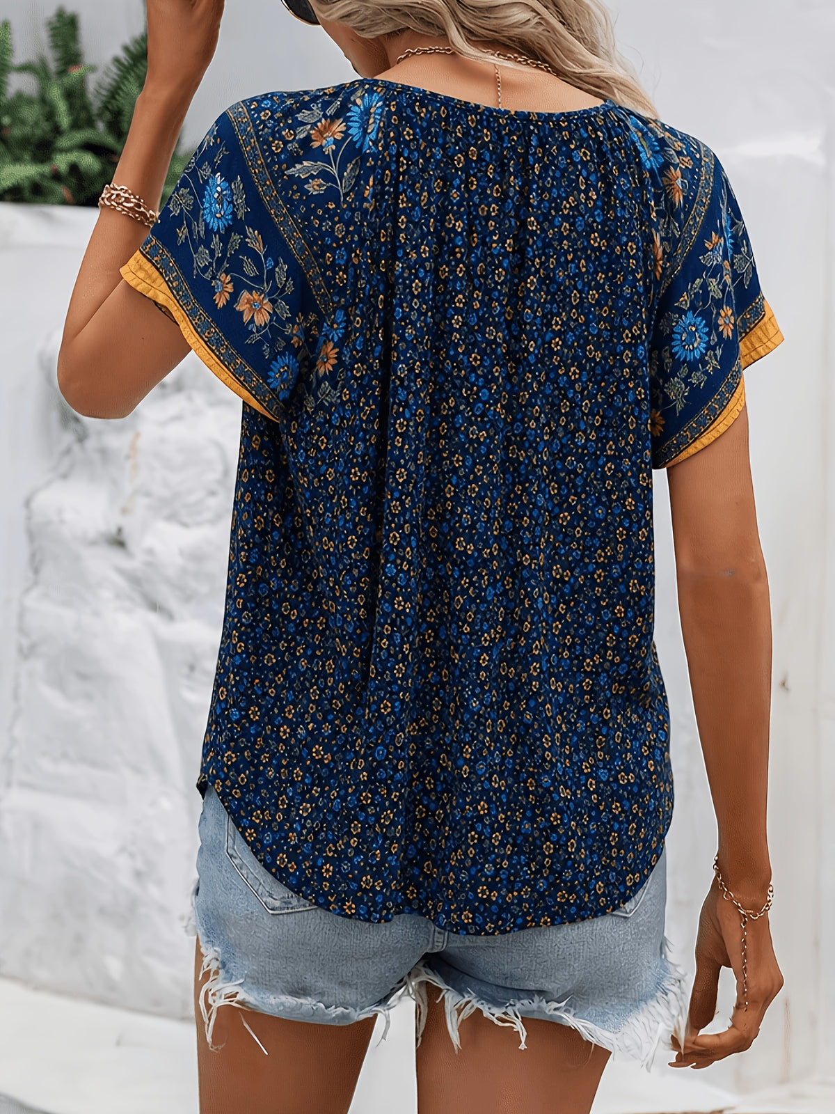 V-Neck Tie-Sleeve Short-Sleeve Floral Print Top - Blue
