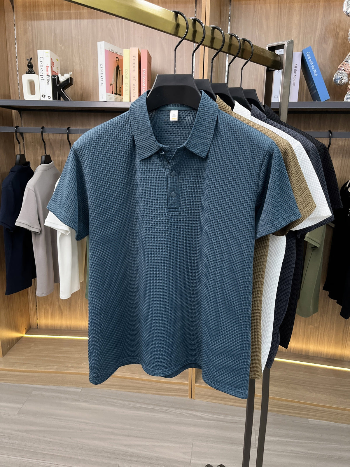 Men's Premium Summer Ice Sense Bubble Fabric Polo Shirt, Great Wall Grid Wrinkle Embossed Printed Short Sleeve Top, Multi Functional for Golf Fishing Camping Beach Swimming Turn Up Collar - Navy Color