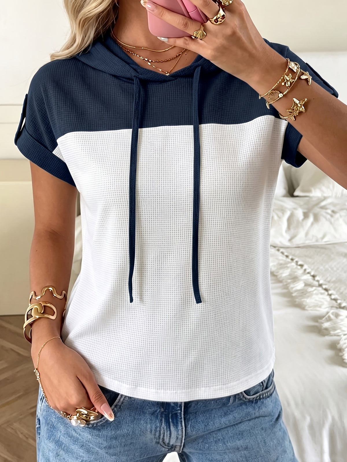 2026 New Women's Hoodie with Waffle Fabric Patchwork, Short Sleeves, Decorative Buttons, and Hood - White