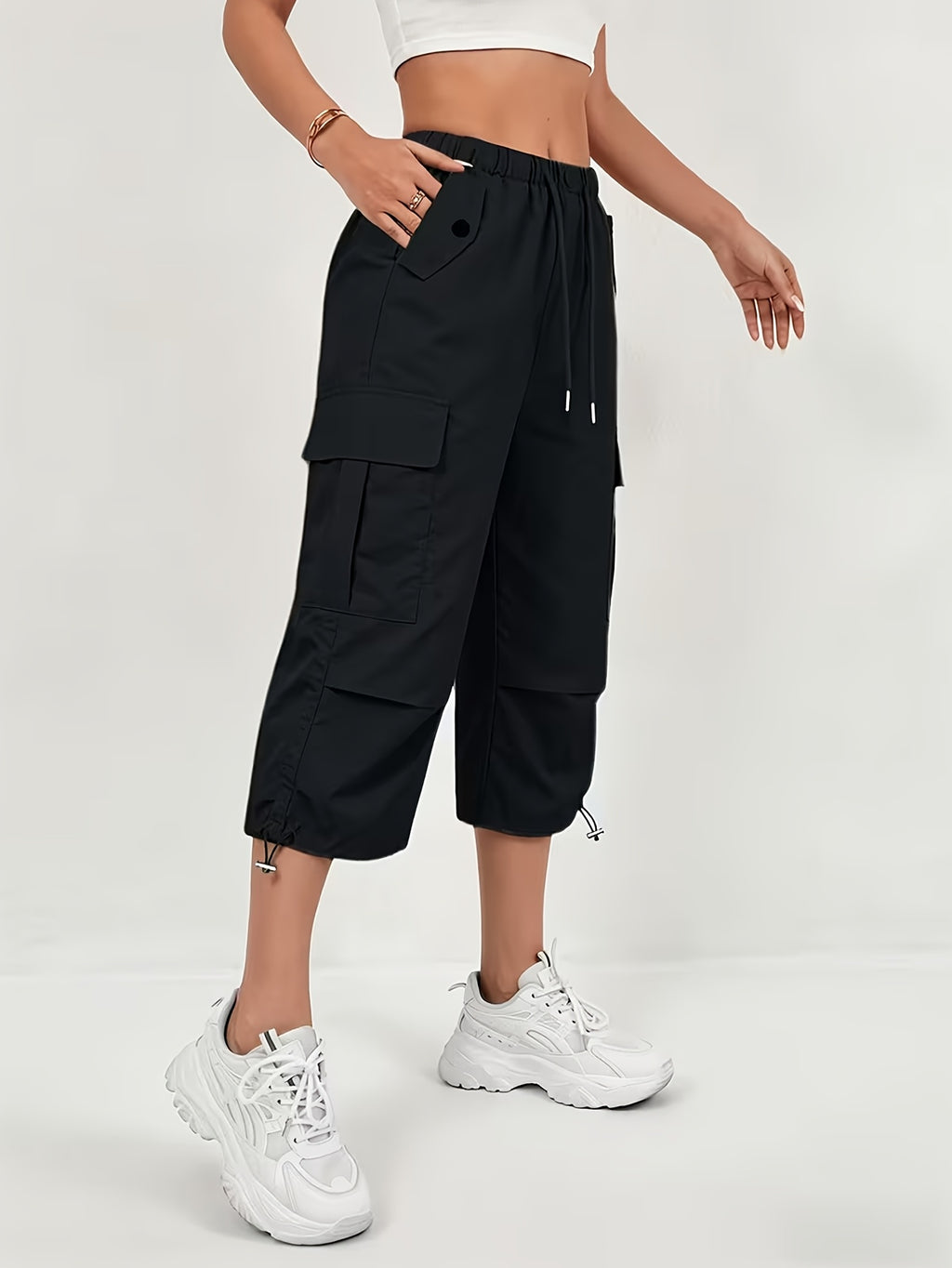 Women'S Quick-Dry Cargo Capri Pants with Elastic Waist And Drawstring - Lightweight Stretch Suitable for Outdoor Pants, Multi-Trousers, Machine Washable Loose-Fit Mid-Length for Travel, Casual Attire - Black