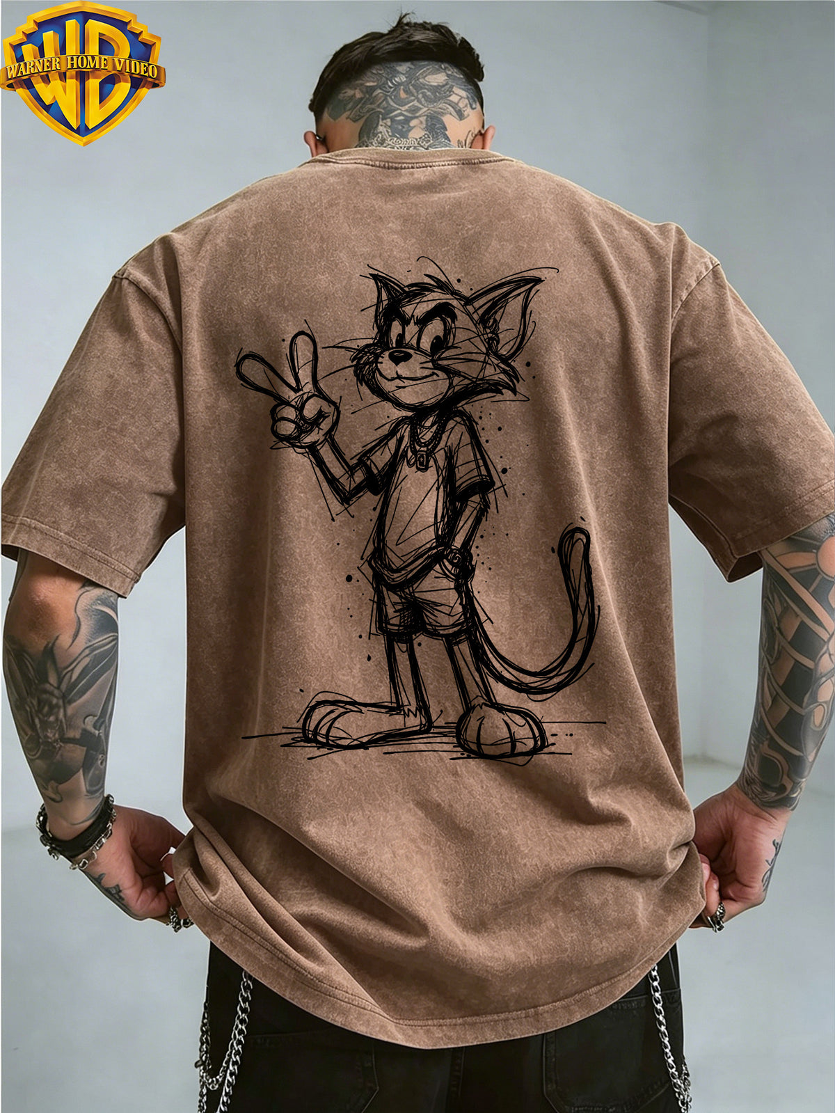Warner Bros. Official License, Classic Cartoon Character Trendy V-Sign Hand-Drawn Line Print, American Retro Washed Distressed T-Shirt, Unisex, Machine Washable, Suitable for Daily Commute And Outdoor Wear - Coffee Color