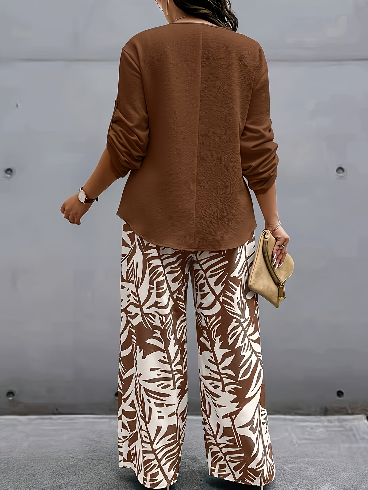 Summer Women's Fashionable New Short-Sleeve Pullover V-Neck Solid Color Top with Plant Print Wide-Leg Pants Two-Piece Set - Mixed colors