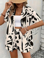 Vacation-style Geometric Print Short Set, Featuring a Front-open Short-sleeve Tunic and a Drawstring Loose-fit Shorts, Suitable for Spring and Summer, Women's Clothing - Mixed colors