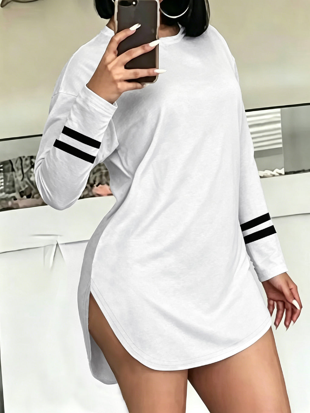 Sexy Streetwear Drop Shoulder Long Sleeve T-Shirt with Side Slit, American Style - White