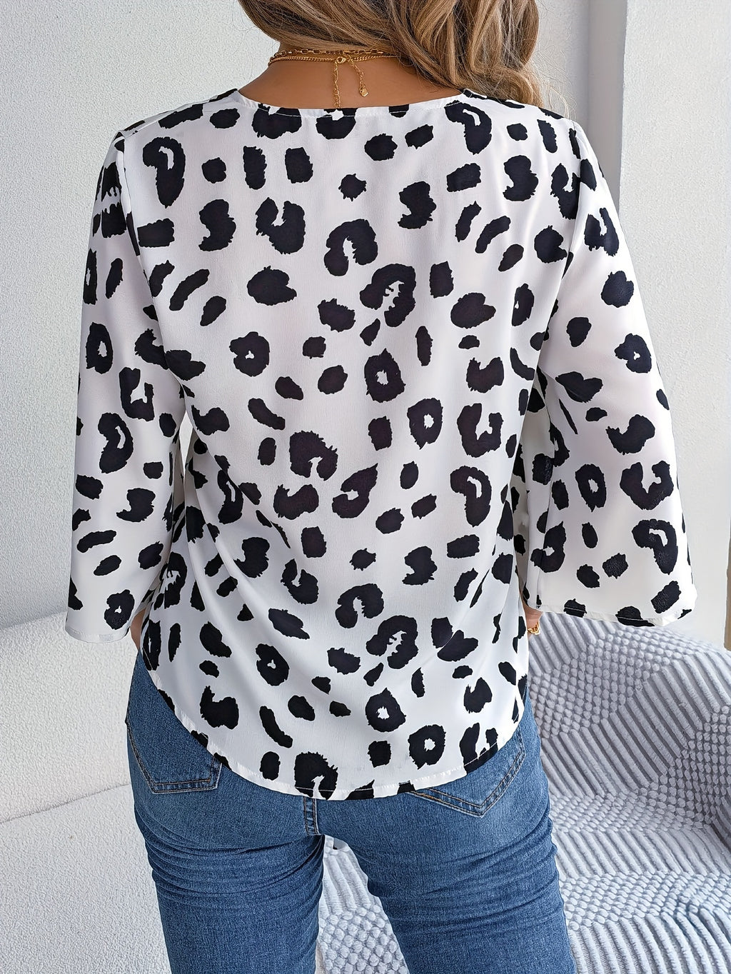 Spring and Summer Vacation Leopard Print Mid-Sleeve Tie-Bow Top - White