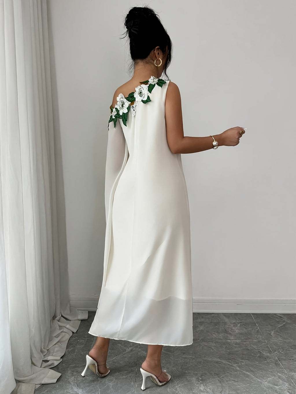 Fashionable Elegant Long Dress, Suitable for Parties And Outings, Afternoon Tea, High-End Long Dress with Embroidered Collar, Noble And Elegant Fashion - Apricot